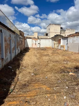 Terreno à Venda no Santa Terezinha em Patos de Minas – 295m² em Localização Privilegiada