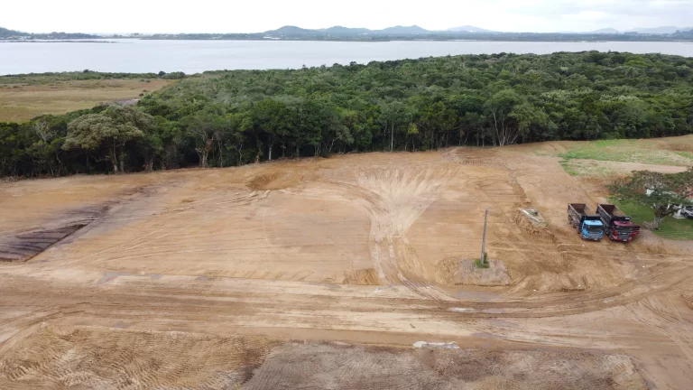 Imagem Terrenos à Venda no Parque Reserva da Lagoa - Loteamento Legalizado em Areias de Palhocinha, Garopaba-SC!