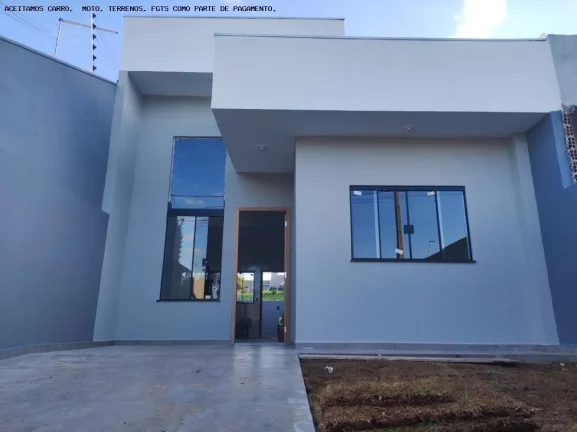 Imagem Casa Geminada para Venda em Marialva, Jardim Itália, 3 dormitórios, 1 banheiro, 2 vagas