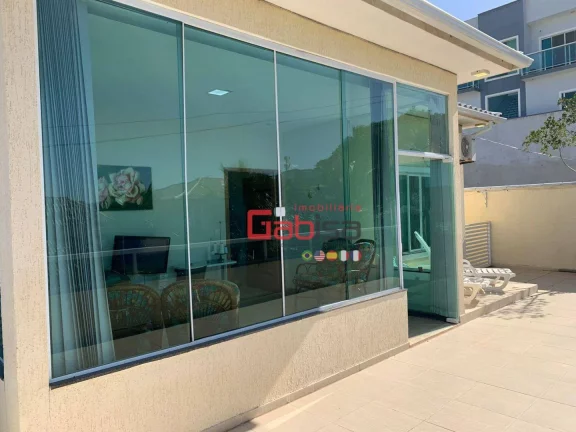 Imagem Casa com 5 dormitórios à venda, 210 m² por R$ 890.000,00 - Guriri - Cabo Frio/RJ