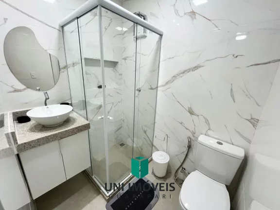 Imagem Lindo Apartamento Reformado na quadra do mar da Praia do Morro em Guarapari