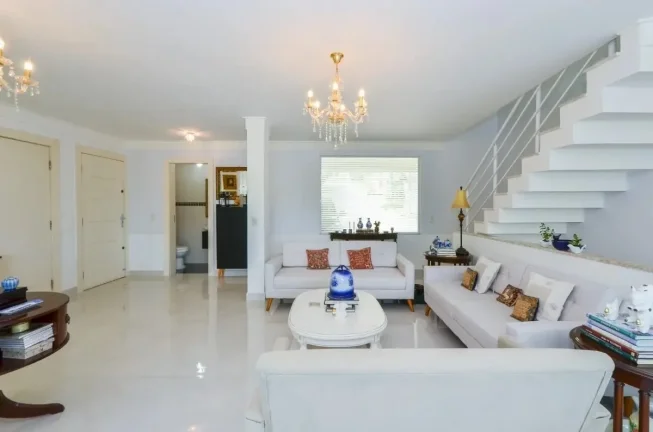 Imagem Casa Sobrado Brooklin Paulista - 270M², 4 Dorms, 4 Suítes, Sala 4 Ambientes, Lavanderia, 3 Vagas, Churrasqueira, Piscina, Hidro, Varanda, Terraço.