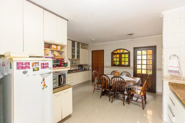Imagem ALTO BOA VISTA NOBRE SOBRADO 393,00 M 4 DORMITÓRIOS 1 DELES SUÍTE 3 SALAS ÁREA DE RECEPÇÃO ESCRITÓRIO PISCINA SALÃO FESTAS ÁREA GOURMET 3 VAGAS
