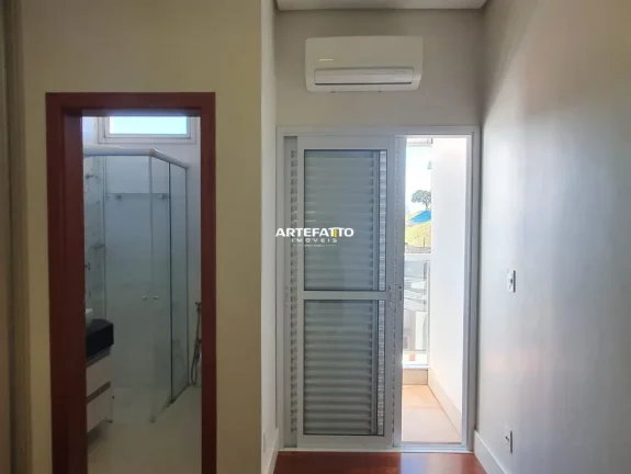 Imagem 3 Quartos, 3 Suítes. Bairro São José, 110m2