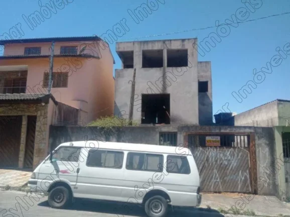 Imagem Casa para Venda em Guarulhos, Parque Uirapuru, 3 dormitórios, 3 suítes, 2 banheiros, 4 vagas
