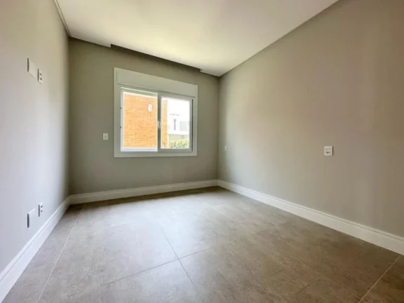 Foto do imóvel: Casa em Condominio 4 Dormitórios - Bairro Araçá