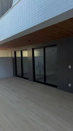 Imagem Apartamento térreo com área privativa á beira mar no Bessa - AP2871