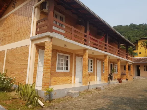 Imagem Pousada para Venda em Porto Belo, Alto pereque, 2 dormitórios, 1 suíte, 1 banheiro, 1 vaga