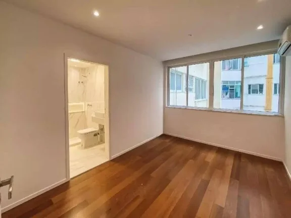 Imagem Apartamento todo reformado rua Sá ferreira com Atlântica 184m2