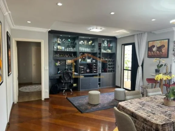 Imagem Apartamento à venda com 216 m² de área útil, distribuído em 3 dormitórios, sendo 3 suítes, pr...
