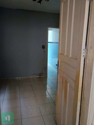 Imagem Casa à venda em São Paulo, São João Clímaco, com 2 quartos, 70m2