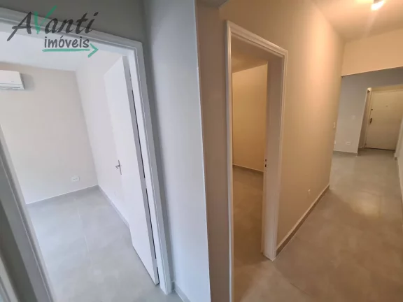 Imagem Apartamento à de 2 quartos , 83m², todo reformado, localizado no bairro Embaré - Santos/SP