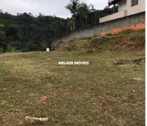 Imagem Terreno á Venda com 700 m² Localizado no Bairro Ariribá em Balneário Camboriú - SC