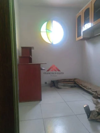 Imagem Sobrado com 3 dormitórios à venda, 135 m² por R$ 300.000,00 - Mutuá - São Gonçalo/RJ