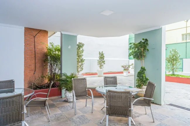 Imagem Apartamento Sumaré - 283M², Reformado, 5 Dorms, 4 Suítes, 5 Vagas, Lareira, Lazer Completo.