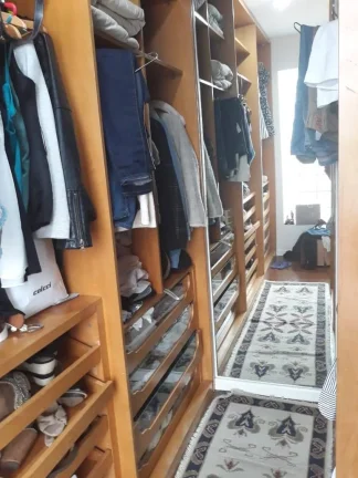 Imagem Casa Espaçosa com 3 Dormitórios e Área Gourmet em Jardim Independência