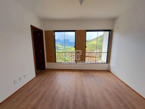 Imagem Casa à venda, 127 m² por R$ 925.000,00 - Vargem Grande - Teresópolis/RJ