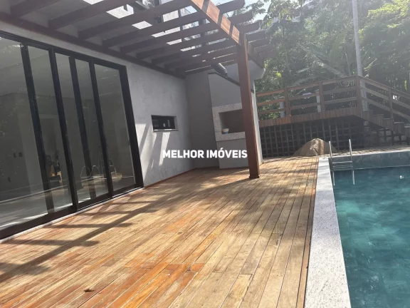 Imagem Casa de Alvenaria nova com 3 suítes localizada na Praia de Taquaras em Balneário Camboriú - SC