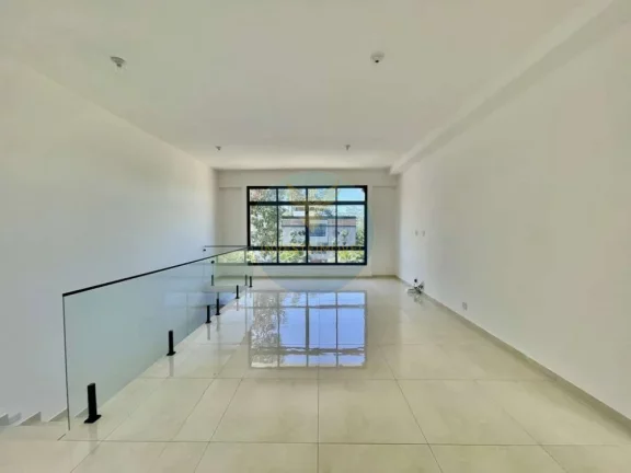 Imagem Casa em Condomínio a Venda no bairro Granja Viana - Cotia, SP