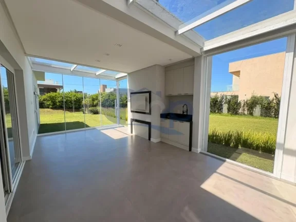 Imagem Casa á venda com 3 suítes no Engenho Velho em Torres/RS