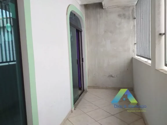 Imagem Vila Homero Thon Sobrado 297M², 3 dormitórios, 5 vagas, ótima localização e valor !!!
