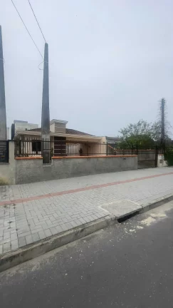 Imagem Casa com 2 dormitórios sendo 1 suíte e 2 vagas - Aventureiro | Joinville/SC