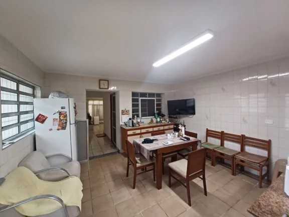 Imagem Casa com 4 dormitórios à venda, 158 m² por R$ 700.000,00 - Centro - Suzano/SP