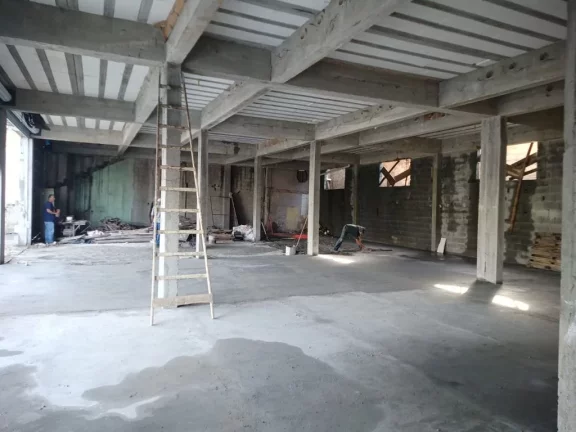 Imagem Salão para alugar, 75 m² por R$ 3.650,00/mês - Parque Maria Helena - Suzano/SP