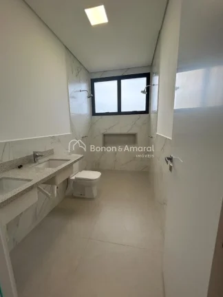 Imagem Moderna, recém-construída e com um projeto pensado para oferecer conforto e integração, essa cas...