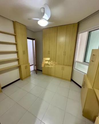 Imagem Oportunidade única de adquirir um incrível apartamento com 3 suítes na Praia do Morro.
