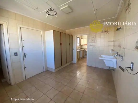 Imagem Luxuoso apartamento de 4 quartos no Morumbi, São Paulo-SP, com 2 suítes, ampla sala, 5 vagas de garagem e 340m² de pura sofisticação!
