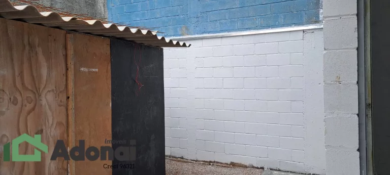 Imagem GALPÃO INDUSTRIAL - Área de 500m² com 362,50m² de área construída.