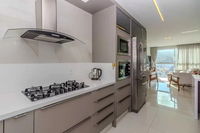 Imagem Apartamento 2 suítes e 2 dormitórios com 2 vagas de garagem em Balneário Camboriú/SC