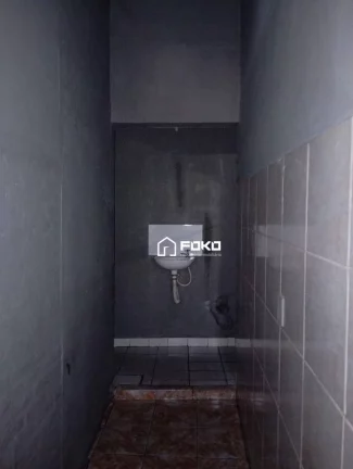 Imagem Salão de esquina no JD Adriana para alugar, 30 m² por R$ 2.087/mês