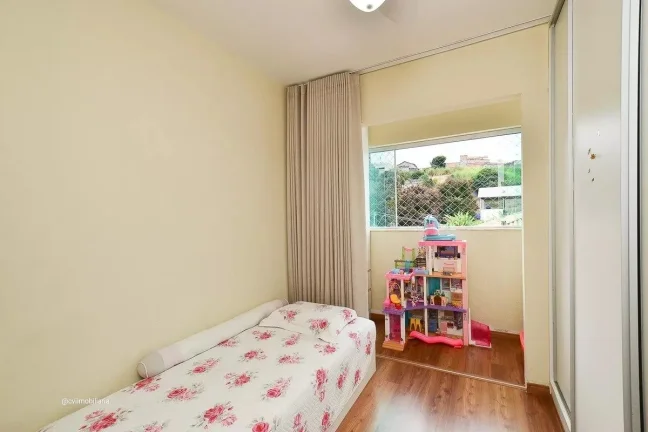 Imagem Apartamento com área privativa de 123m² , localizado em rua tranquila no bairro Ana Lúcia, próxi...