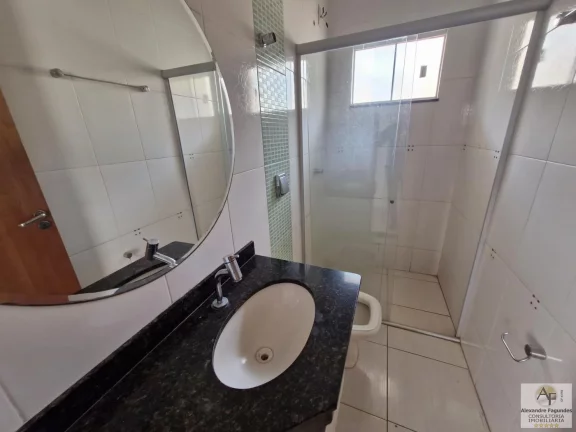 Imagem Casa para Venda em Aparecida de Goiânia, Vila Brasília, 3 dormitórios, 1 suíte, 2 banheiros, 2 vagas
