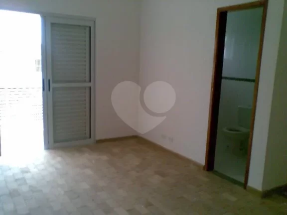 Imagem Sobrado à venda com 4 quartos, sendo 2 suítes, em Vila Sônia, São Paulo - SP