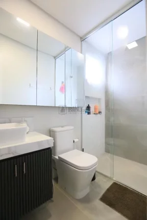 Imagem Apartamento com 4 suítes à venda de frente a roda Gigante em Balneário Camboriú