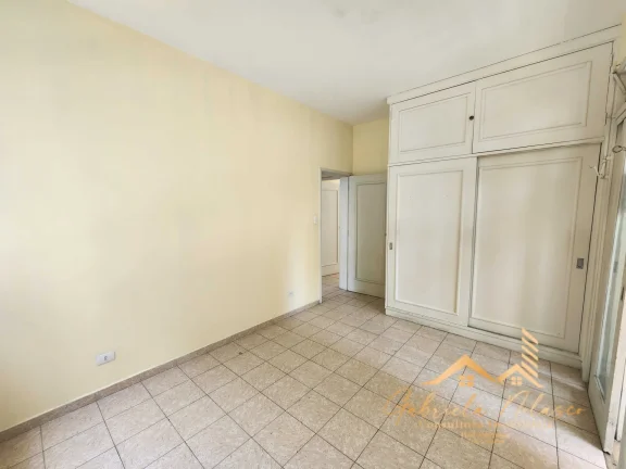 Imagem Apartamento com 3 dormitórios no miolo do Gonzaga