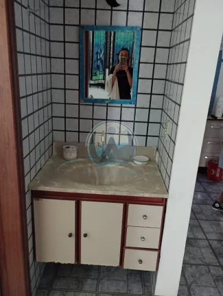 Imagem Apto à venda em Ubatuba-SP, bairro Praia Grande: 1 quarto, 1 sala, 1 banheiro, garagem, 40m² de área. Imperdível!
