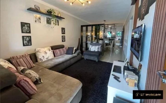Imagem Casa à Venda em Atibaia Jd Maristela - 250m² por R$900.000,00