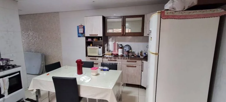 Imagem Sobrado 145m² com 3 Quartos, 2 banheiros, 2 vagas, no Jardim Miranda D'Avis, Mauá-SP