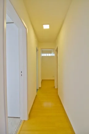 Imagem Apartamento 100M² Reformado, 2Q, 1 Suíte, 2 Banheiros, 1 Vaga, Salão de Festas e Salão de Jogos.