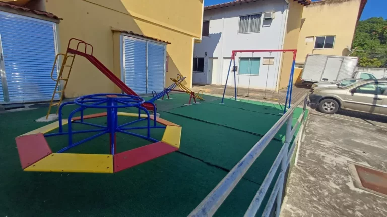 Imagem Casa Duplex para Venda em Rio de Janeiro, Praça Seca, 2 dormitórios, 2 banheiros, 1 vaga