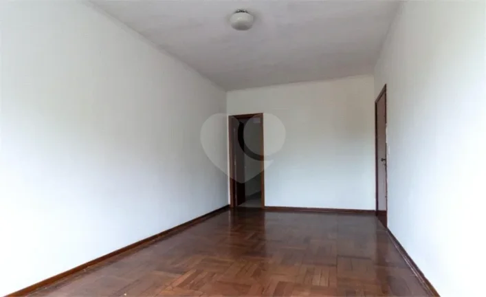 Imagem Sobrado à venda com 3 quartos, sendo 1 suíte, em Butantã, São Paulo - SP