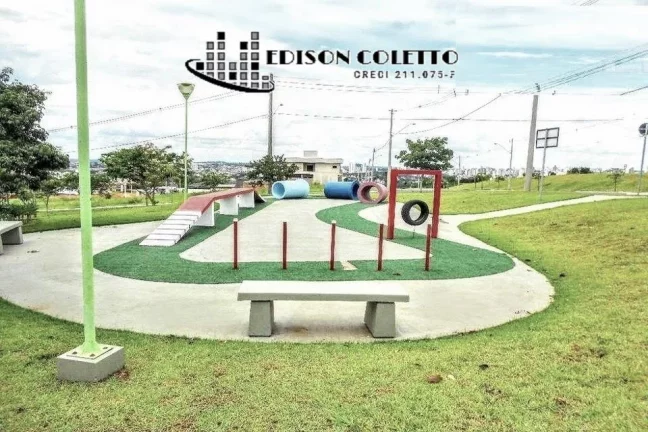 Imagem Excelente Terreno à venda em Piracicaba na parte alta do Morada do Engenho de 800m²