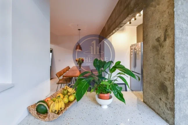 Imagem Cobertura de luxo à venda em São Paulo-SP, Alto de Pinheiros: 3 quartos, 1 suíte, 2 salas, 4 banheiros, 2 vagas, 260 m². Venha conferir!