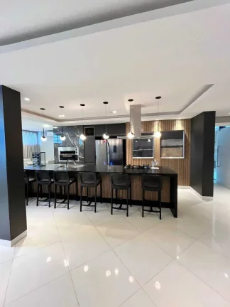 Imagem Oportunidade: Apartamento mobiliado com 2 suítes 2 vagas de garagem na Brava