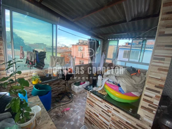 Imagem Invista e More: Casa com 2 Quartos + 2 Pontos Comerciais no Pina!
