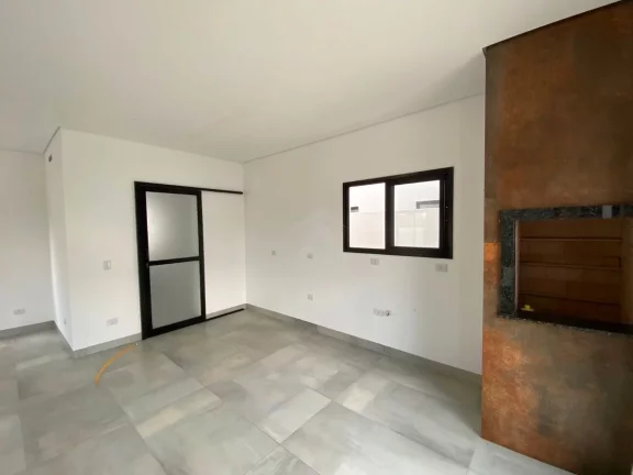 Imagem SOBRADO COM PISCINA, 3 QUARTOS SENDO 1 SUÍTE, BAL MARILUZ